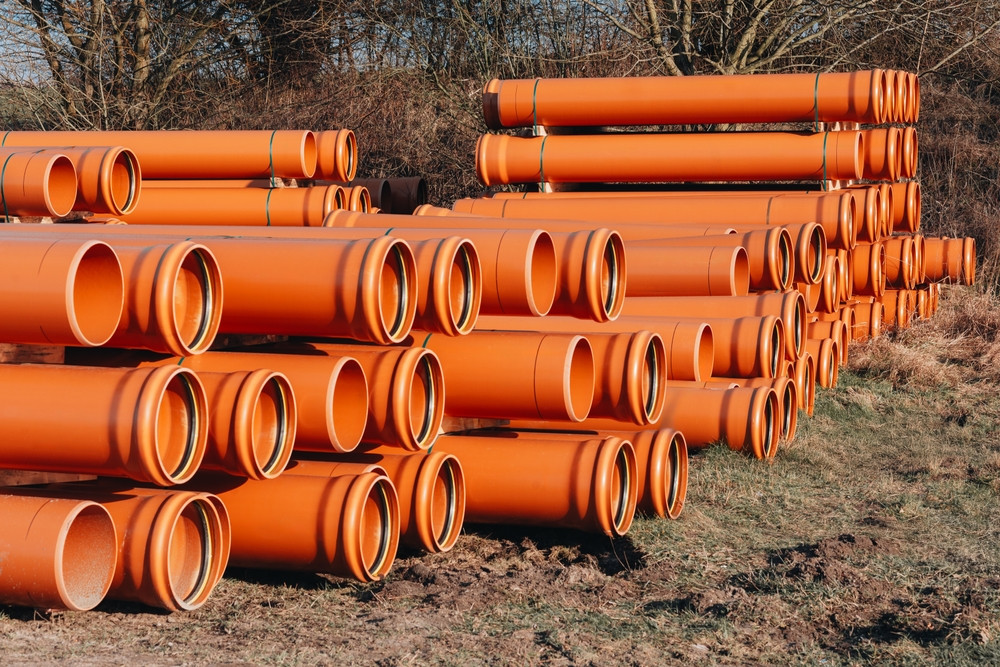 Szennyvízelvezető műanyag csövek